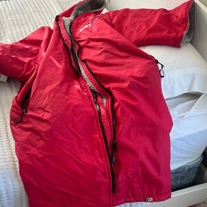 DryRobe Women's Red Apreswim Jacket